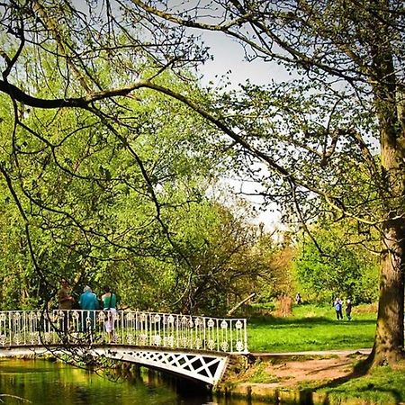 Welcome 2 Bedrooms Flat In Wimbledon Лондон Экстерьер фото