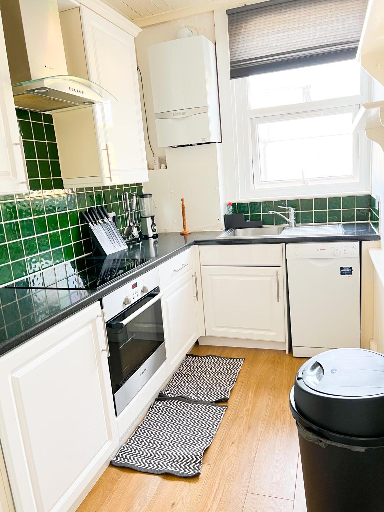 Welcome 2 Bedrooms Flat In Wimbledon Лондон Экстерьер фото