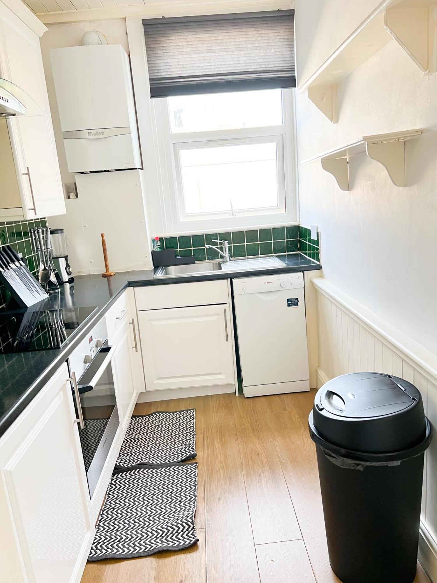Welcome 2 Bedrooms Flat In Wimbledon Лондон Экстерьер фото