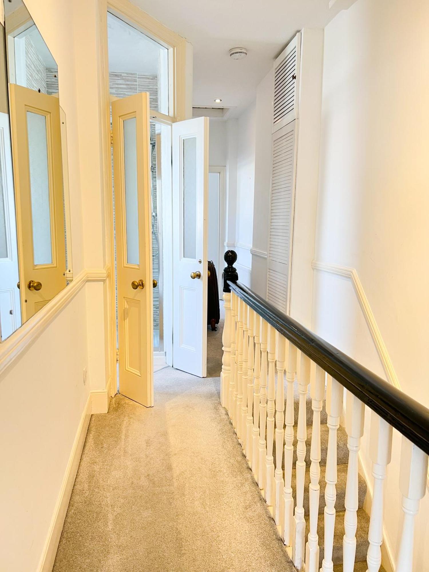 Welcome 2 Bedrooms Flat In Wimbledon Лондон Экстерьер фото